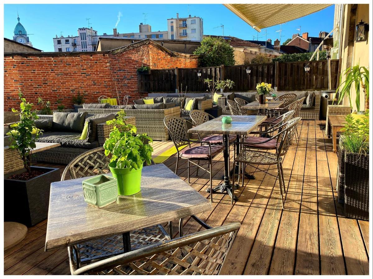 Dupain & Dubeurre - Parking En Supp Apartment