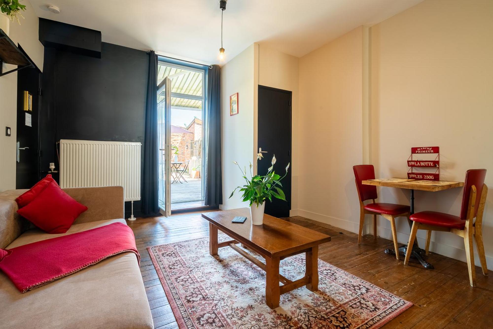Dupain & Dubeurre - Parking En Supp Apartment