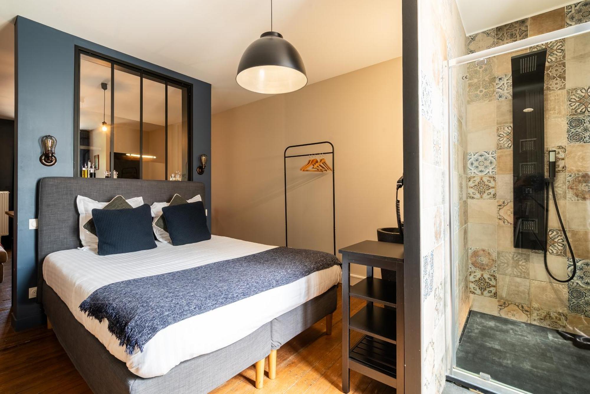 Dupain & Dubeurre - Parking En Supp Apartment *