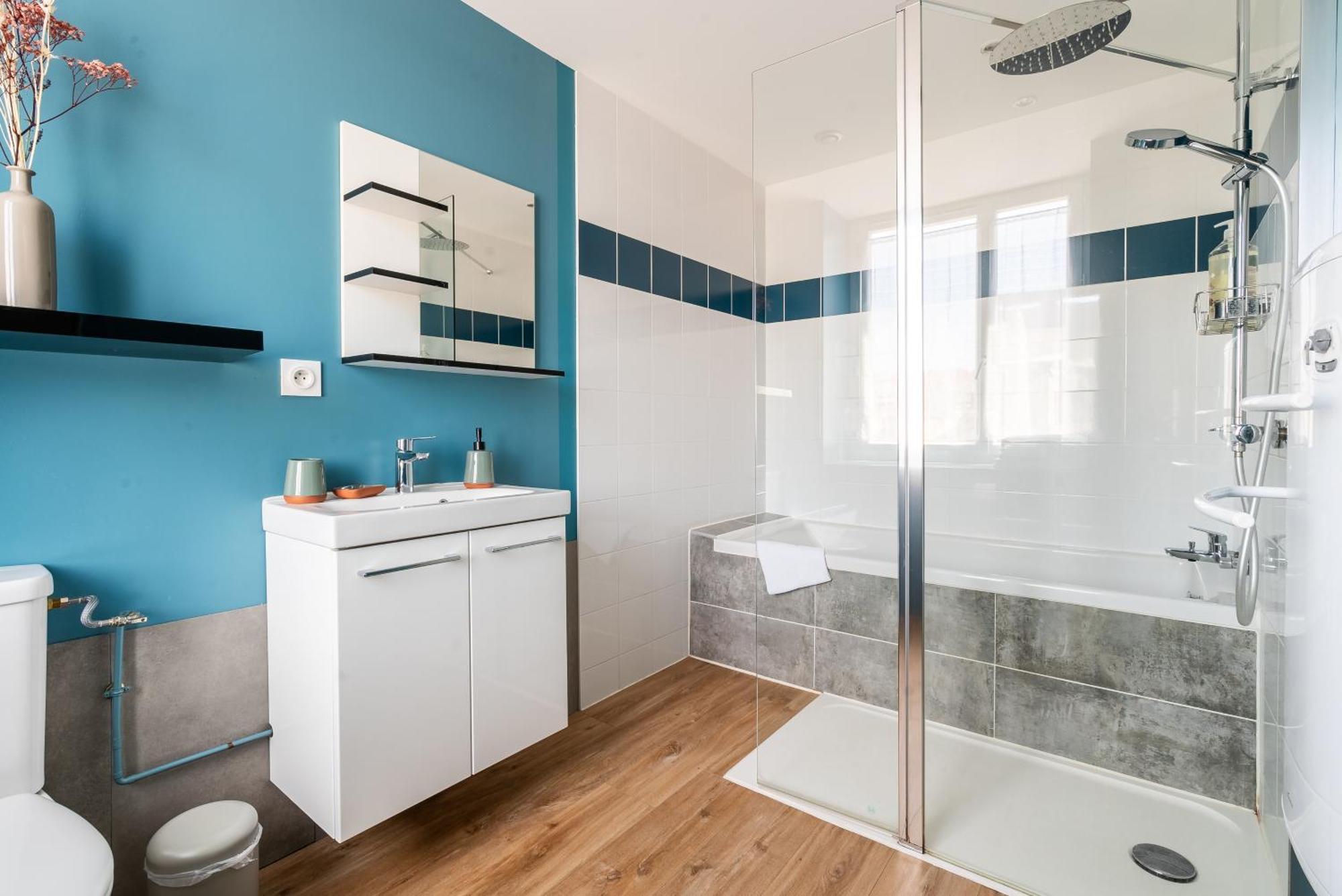 Dupain & Dubeurre - Parking En Supp Apartment *