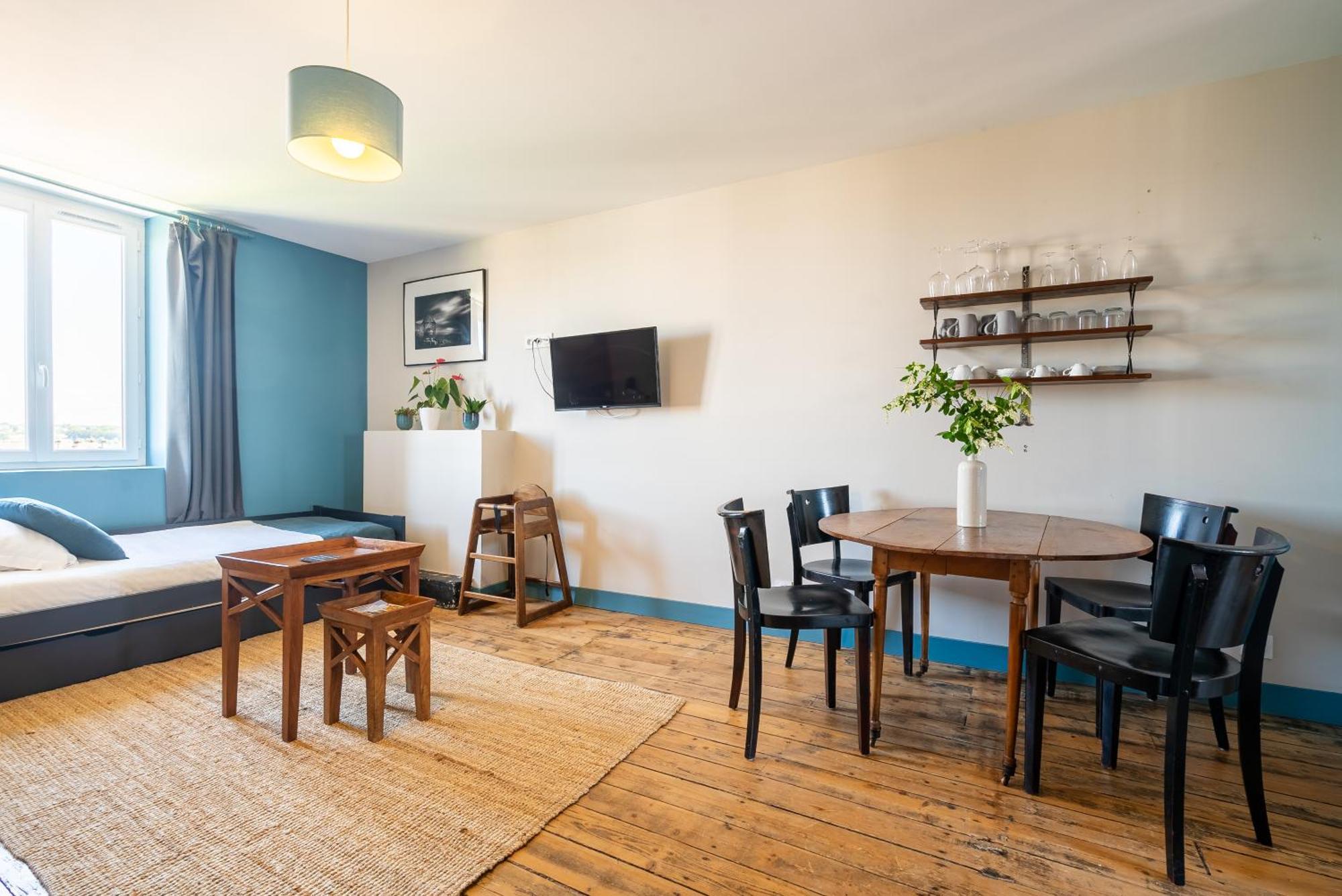 Dupain & Dubeurre - Parking En Supp Apartment