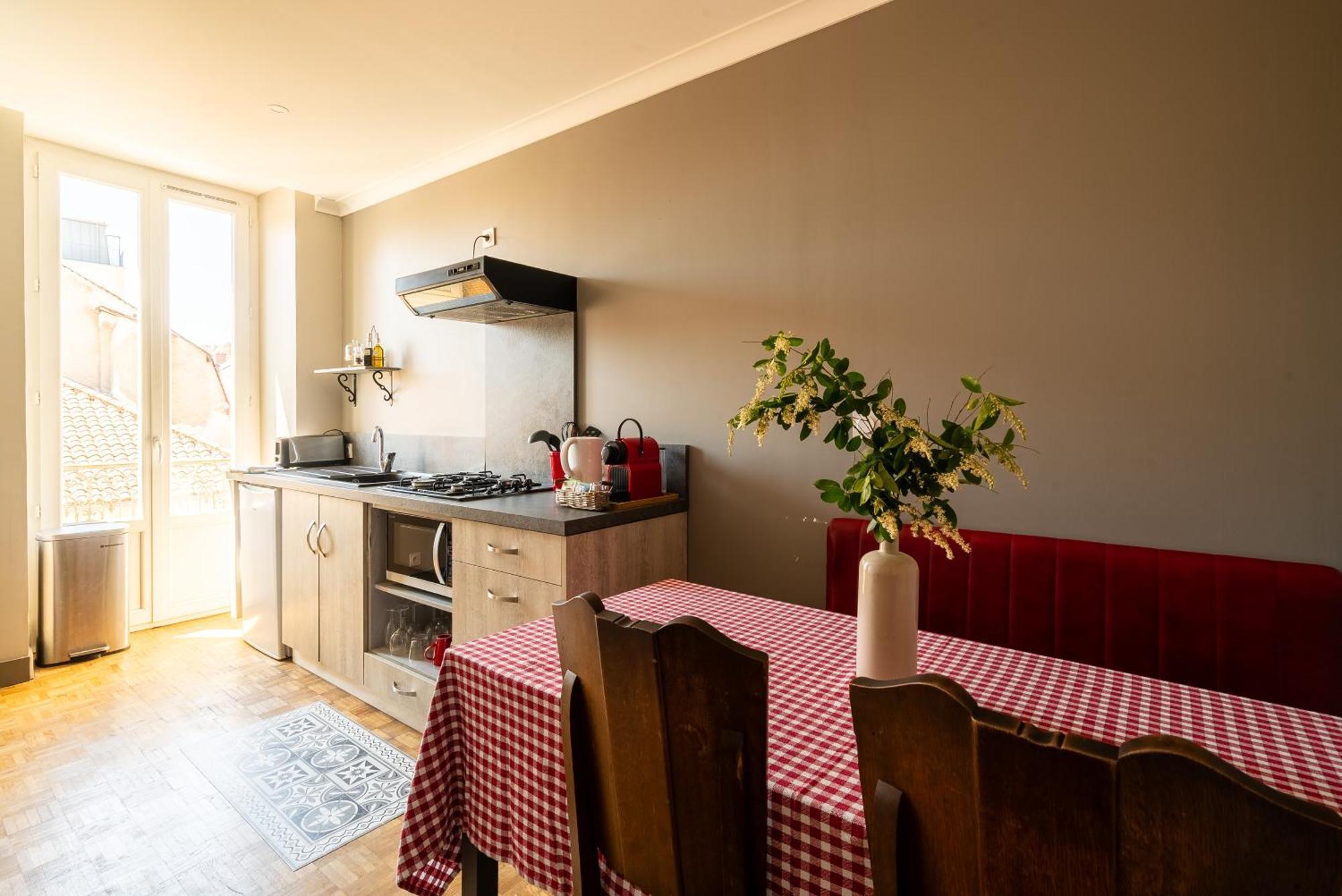Dupain & Dubeurre - Parking En Supp Apartment *